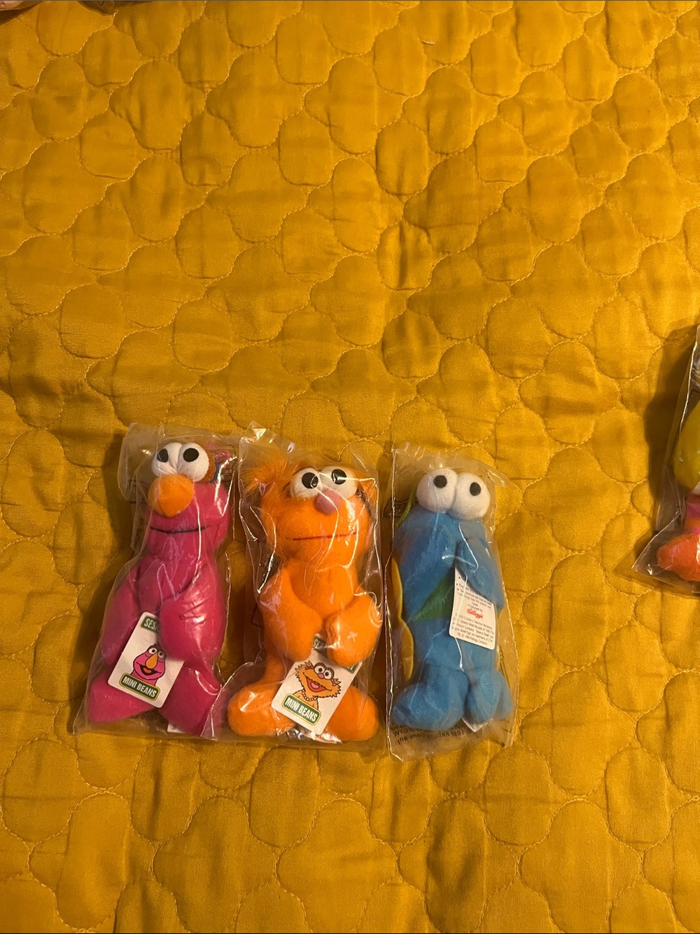 Sesame Street Mini Bean Plush Set – whole Collection - Picture 3 of 5